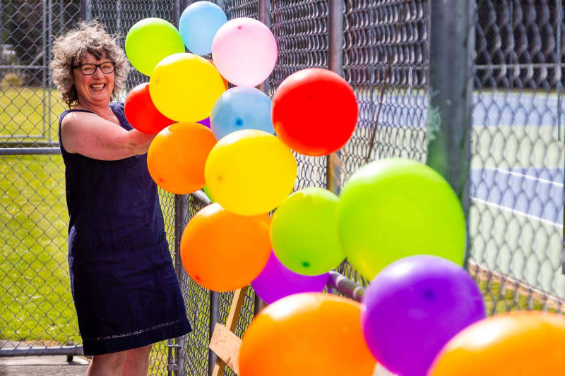 Decorating with balloons